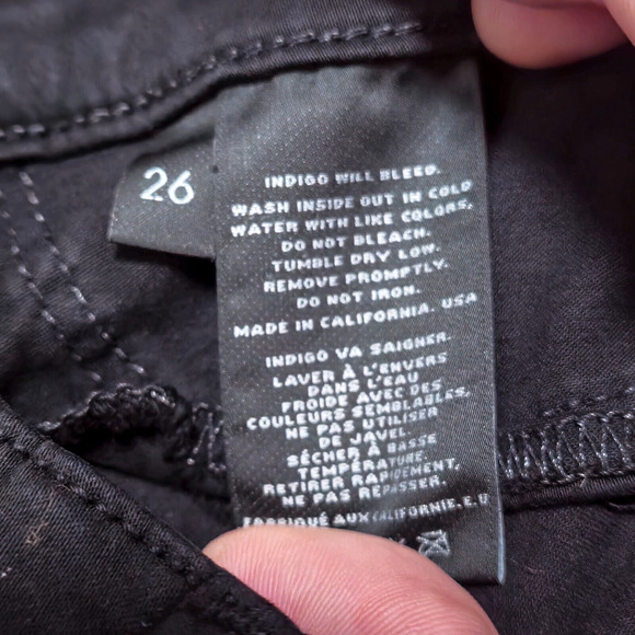 J Brand Women’s Jeans Super Skinny Size 26 Black Coated Mid-Rise Stretch Denim - Picture 10 of 10